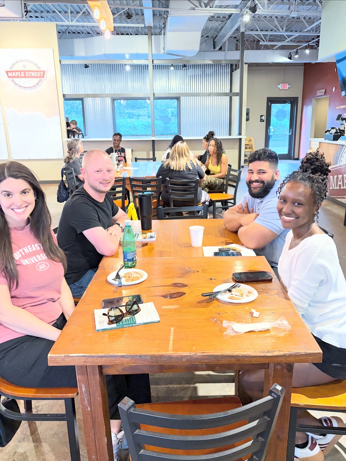 LET’S CONNECT - our small group semester begins TONIGHT! No reason to do life alone. You are welcome to join us for Bible Chats - we are diving into Ephesians!

🔗 Sign up on our website under GROUPS & CLASSES for details!

#theresagroupforyou #connectgroup #stjohnsdcc